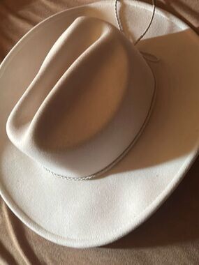 Universal Thread Cream Western Cowboy Hat